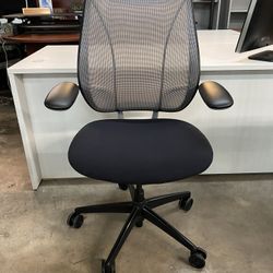 humanscale liberty office chair 