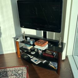 Phillips TV With Stand