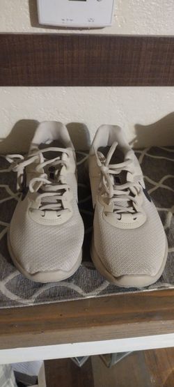 Mens Nike size 9