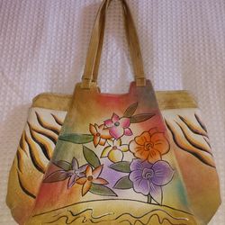Great American Leather Works Hand Painted Floral Purse $25