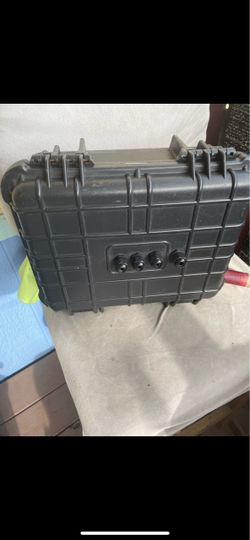 Hard shell waterproof case