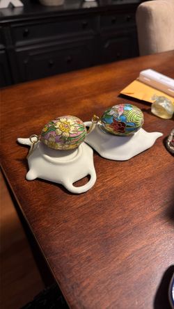 Vintage Chinese Cloisonné Enamel Eggs Ornaments 