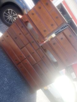 Dresser & 2 NightStands