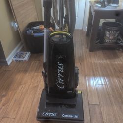 Currus Commercial Vacuum 