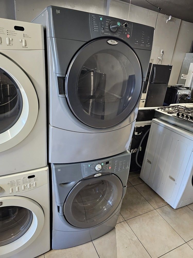 WHIRLPOOL DUET FRONT LOAD WASHER AND GAS DRYER SET HEAVY DUTY for Sale