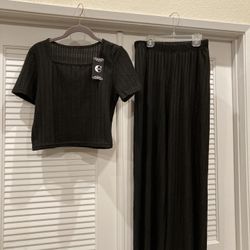 NWT Lounge Black Set Size Small/Med 