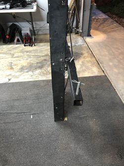 Tail gate , cargo carrier