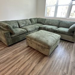 Green Sectional Sofa With Ottoman $1050