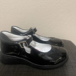 Girls Shoes