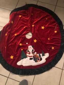 Tree skirt