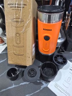 Portable coffee espresso maker