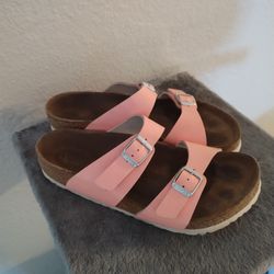 Birkenstock Coral Colored Sandals Size 39