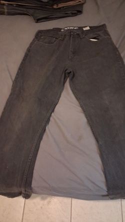 Mens black colored pants size 36x34 by Magellan outdoors