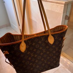Louis Vuitton Neverfull MM