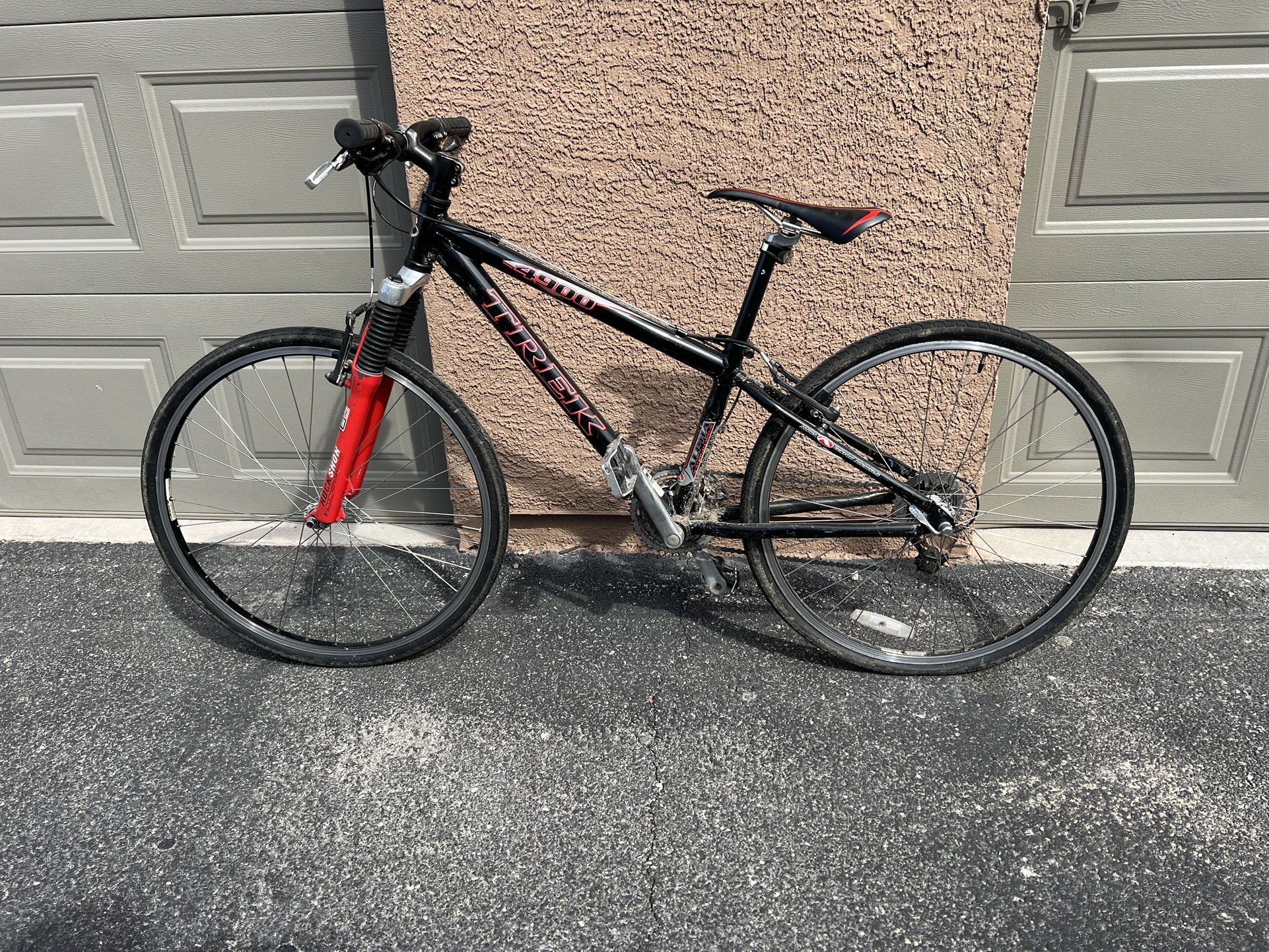 Trek 4900 Mountain Bike