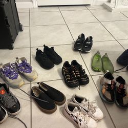 Boys shoes