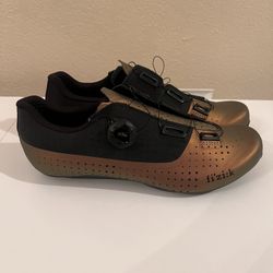 New Fizik Tempo Overcurve R4 Cycle Shoes
