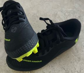 Under Armour Soccer Cleats Black Neon Yellow