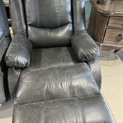 Ashley Recliner 