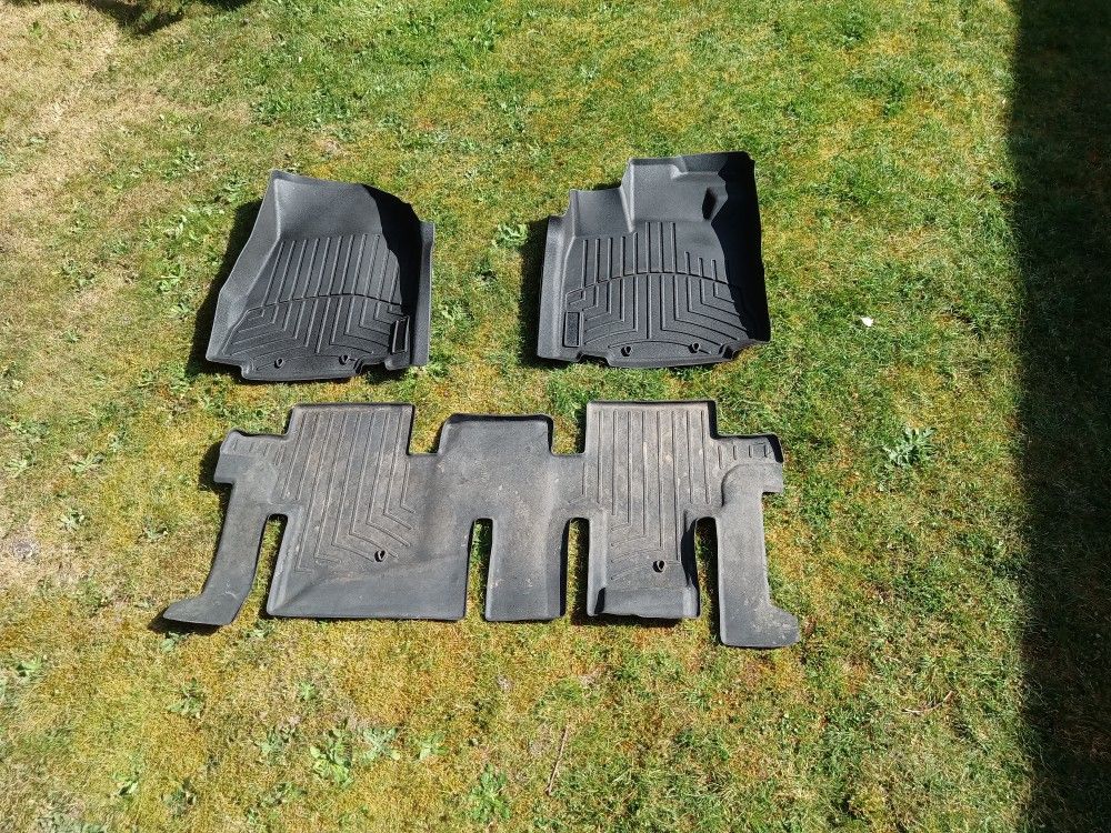 All-weather Mats For An Infiniti QX60 / Nissan Pathfinder
