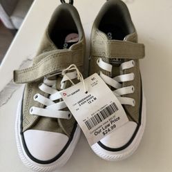 Converse Boys Shoes (Size 12c)