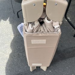 Pack n Play