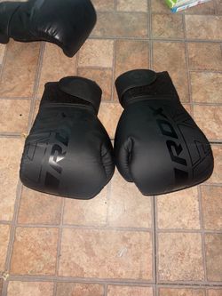 RDX Black Boxing Gloves