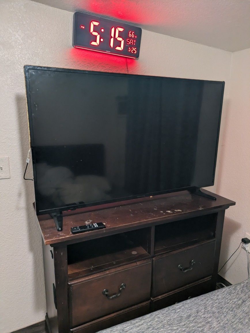 50in Smart TV With Remote Insignia