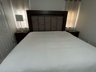 Modern Bedroom Set w/ Rotating Full-Length Storage Mirror, Upholstered Headboard & 2-three drawer nightstands