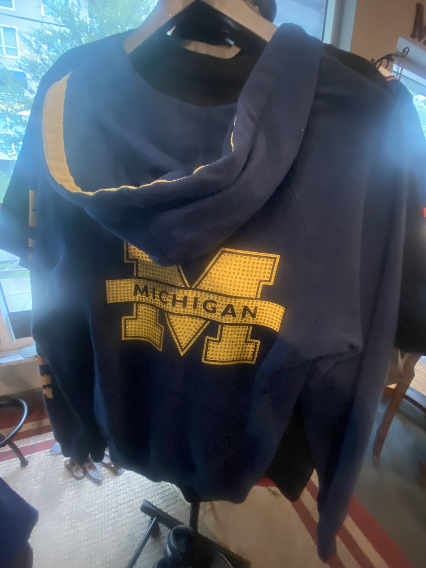 Vintage T Shirts, Jackets, Jerseys, Hats