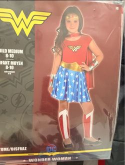 Girls Wonder Woman costume- Kids Medium (8-10) Never used