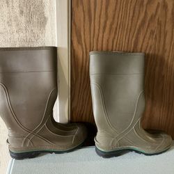 Beach and Fishing Boots