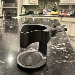 Adjustable Car Vent Drink Holder – Universal Fit, Like New