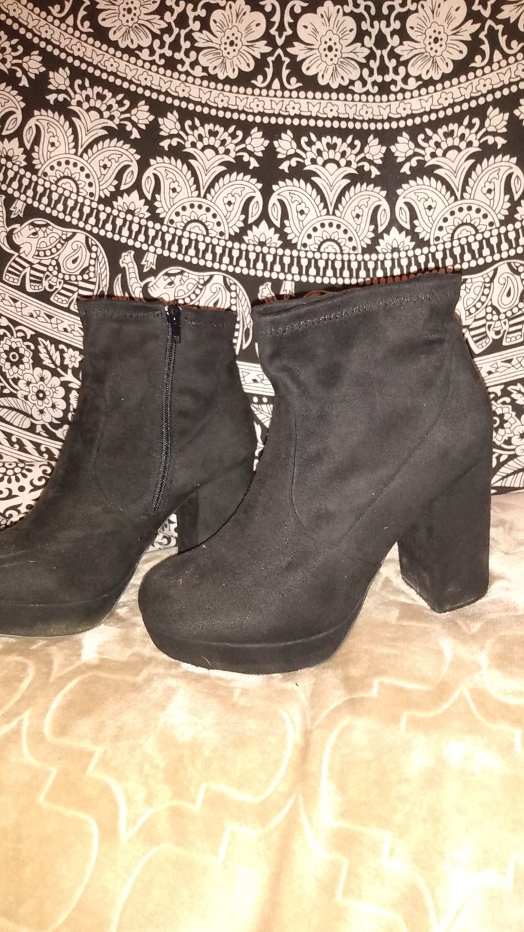 Platform heel boots size 8