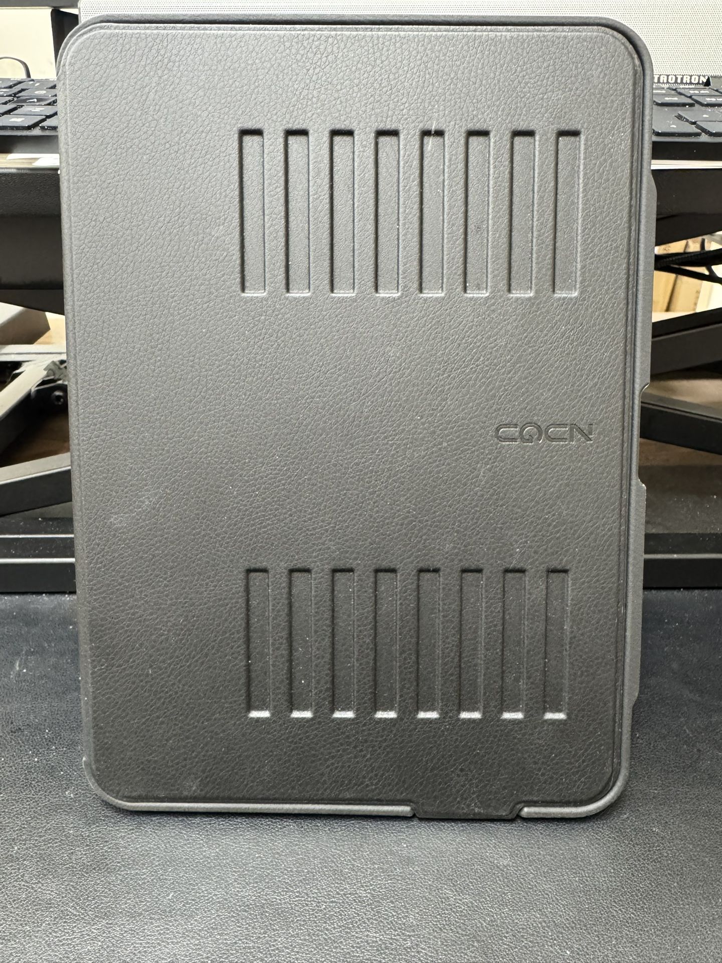 Zugu Case for iPad Pro 11 (M4/M5) 2024/2025, Slim Protective Cover with Apple Pencil Holder, Auto Wake/Sleep, Multiple Viewing Angles, iPad Pro 11 Inc