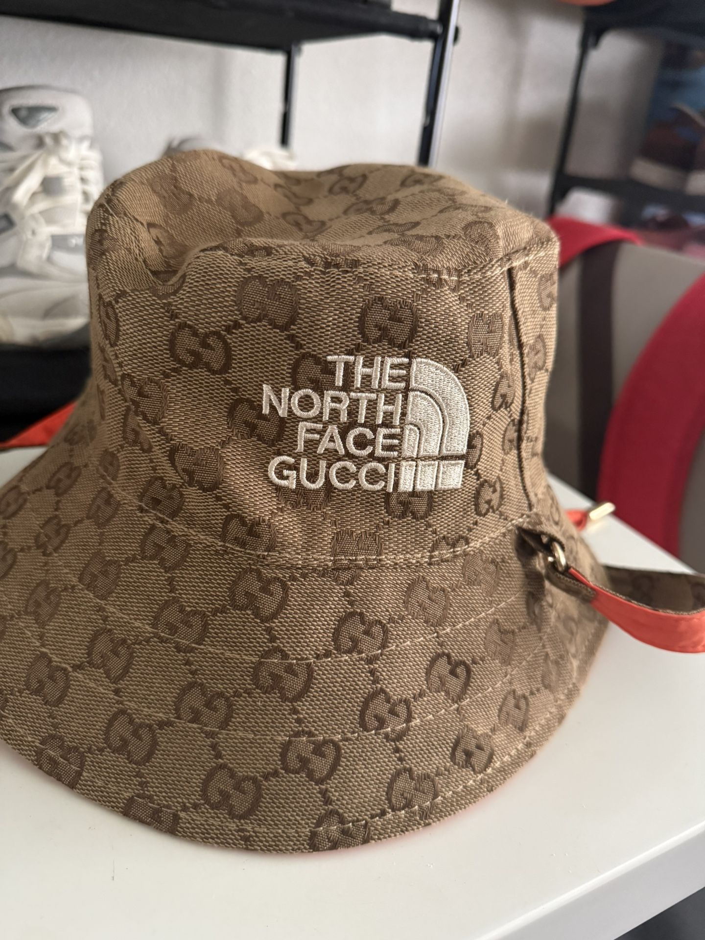 Gucci Northface Bucket Hat Reversible