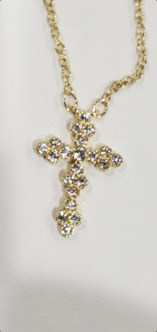 18" Cross Charm Necklace 