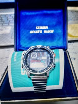 Vintage Citizen Wind Jack (Model D060) digital quartz sports watch in original box Excellent Condition