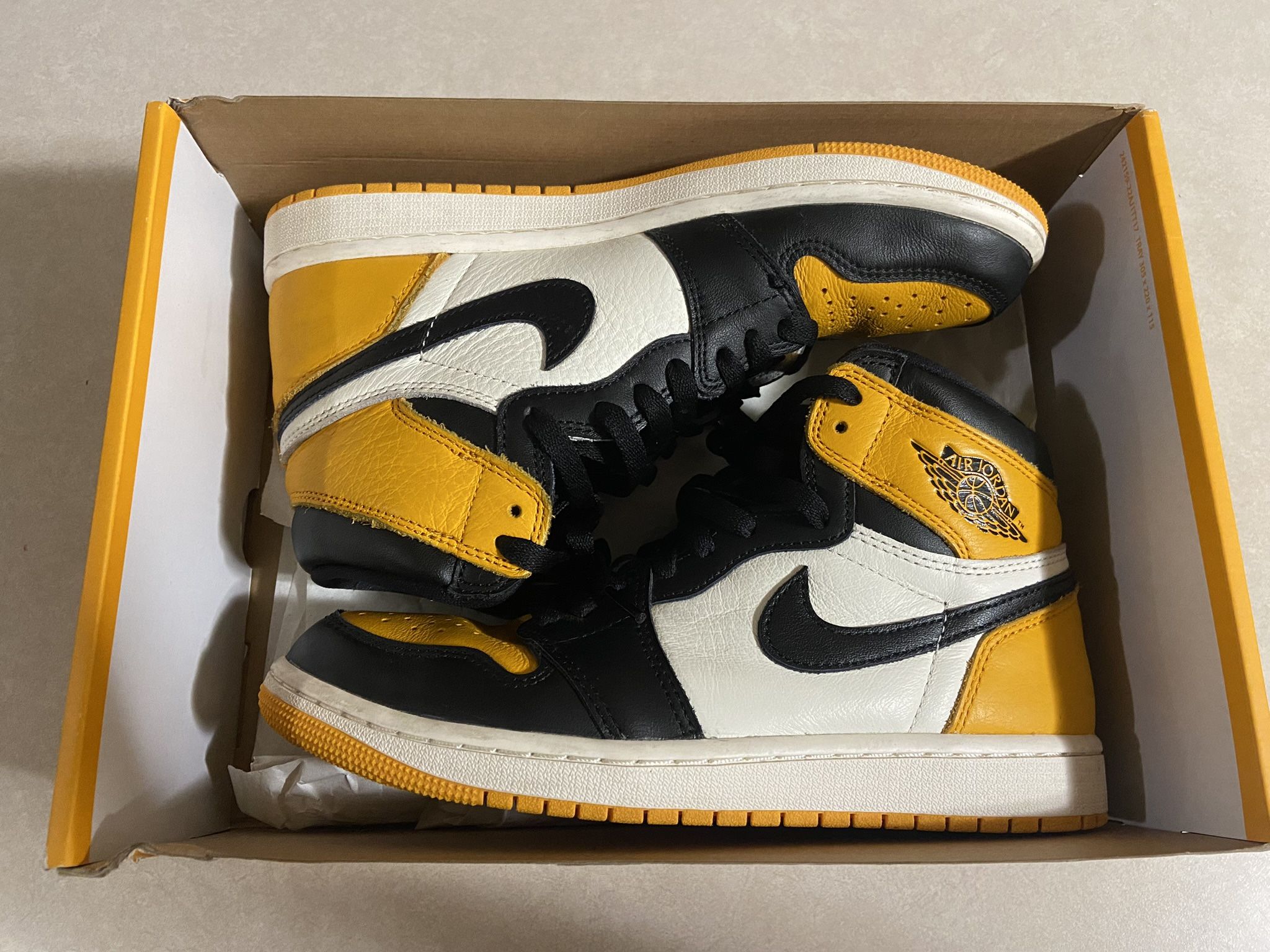 Jordan 1 Retro High OG 'Yellow Toe' Size (7 1/2)