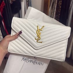 YSL Large White Wallet On Chain
