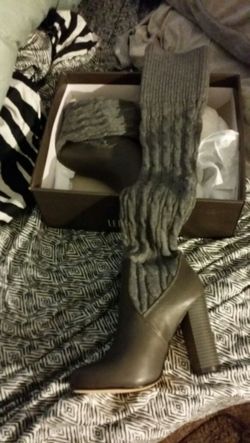 Size 7...paid $89...sell for $30