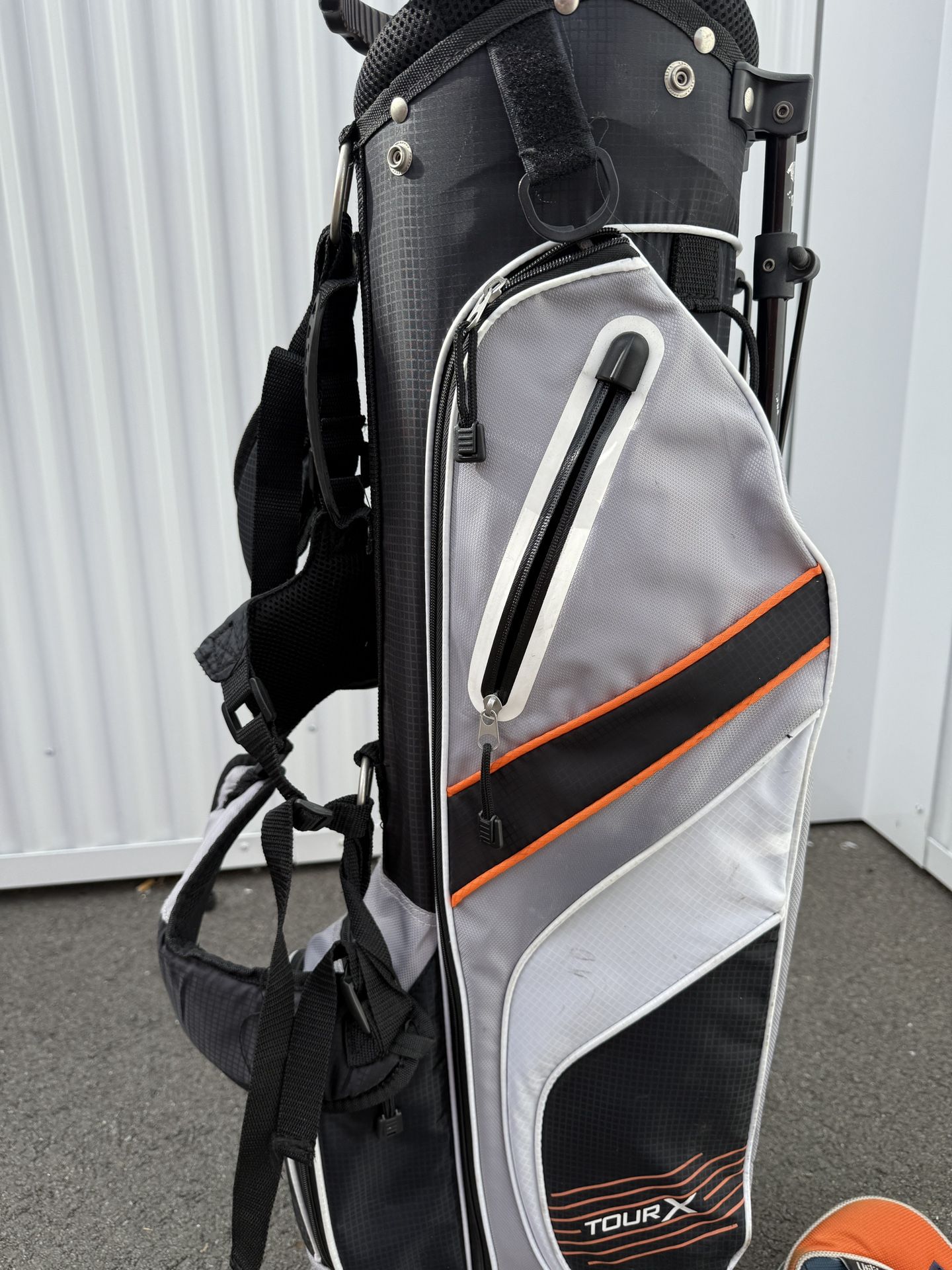 Tour X Golf Set with Stand Bag – Excellent for Beginners