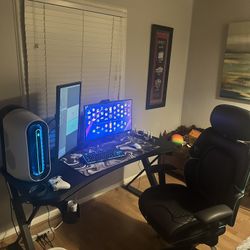 Aleinware Gaming Pc With Razer Huntsman Mini & Logitech G Pro Wireless