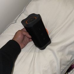 Skull Candy Portable Speaker