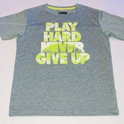 MLB Genuine Merchandise “Play Hard Never Give Up” Quick Dry Boys T-Shirt Size XL