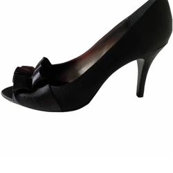Nina Black Satin Ruffle Peep Toe Evening Wedding High Heel Pumps  Size 9.5