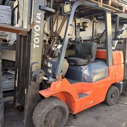 Toyota Forklift For Sale 