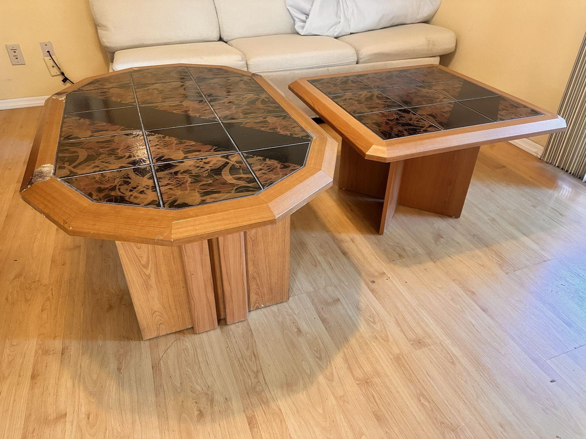 Coffee Table & Side Table