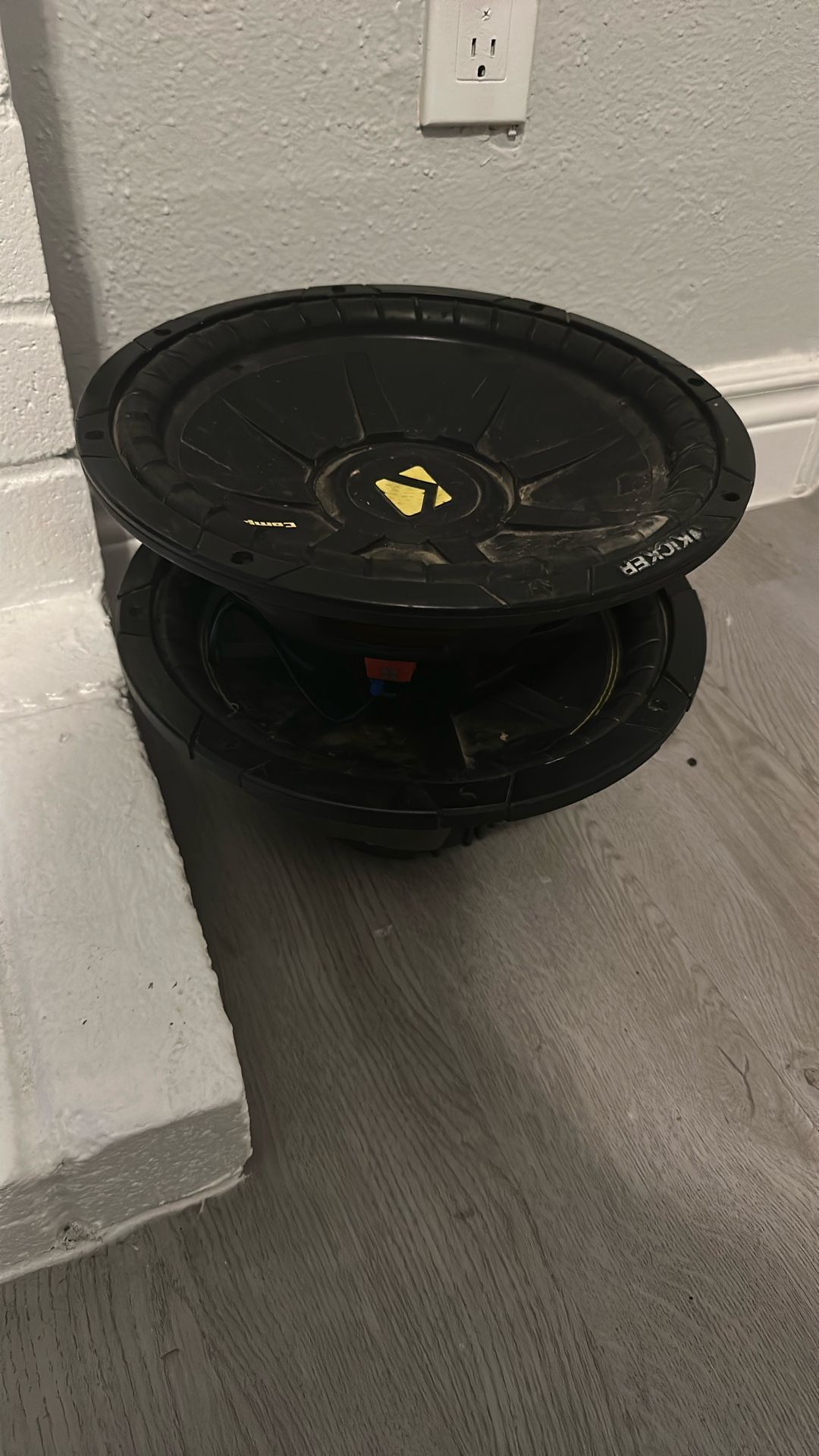 Kicker Speaker 10’s