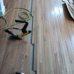 Hardwood,vinyl And Laminate